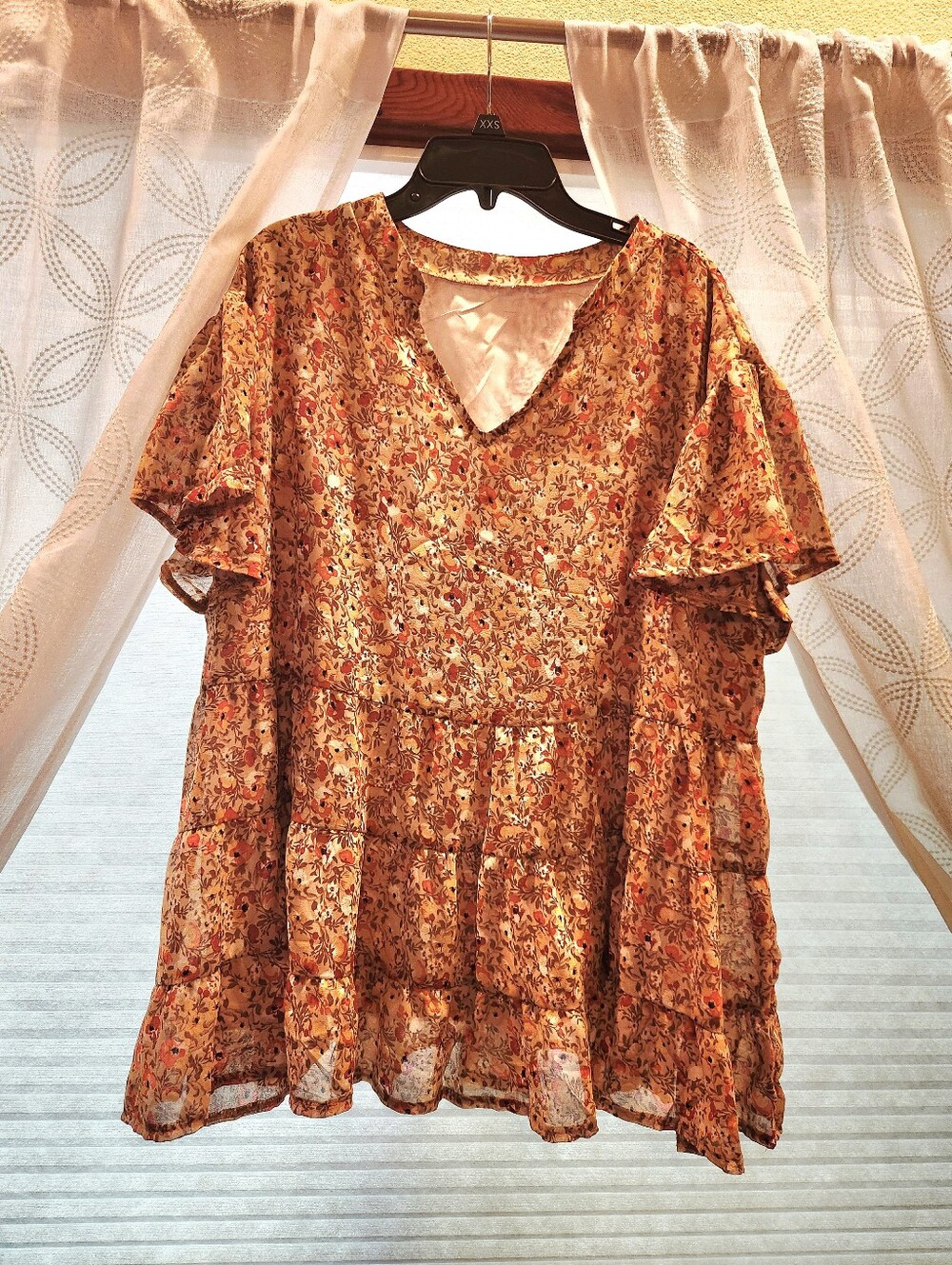 Floral Boho Tiered V-Neck Women's Top - Beige Multi
